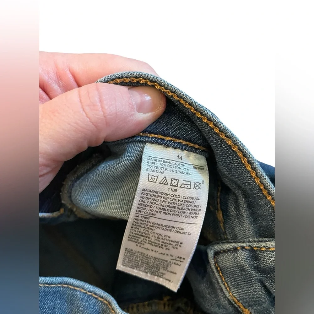 Old Navy girls distressed jeans girls 14